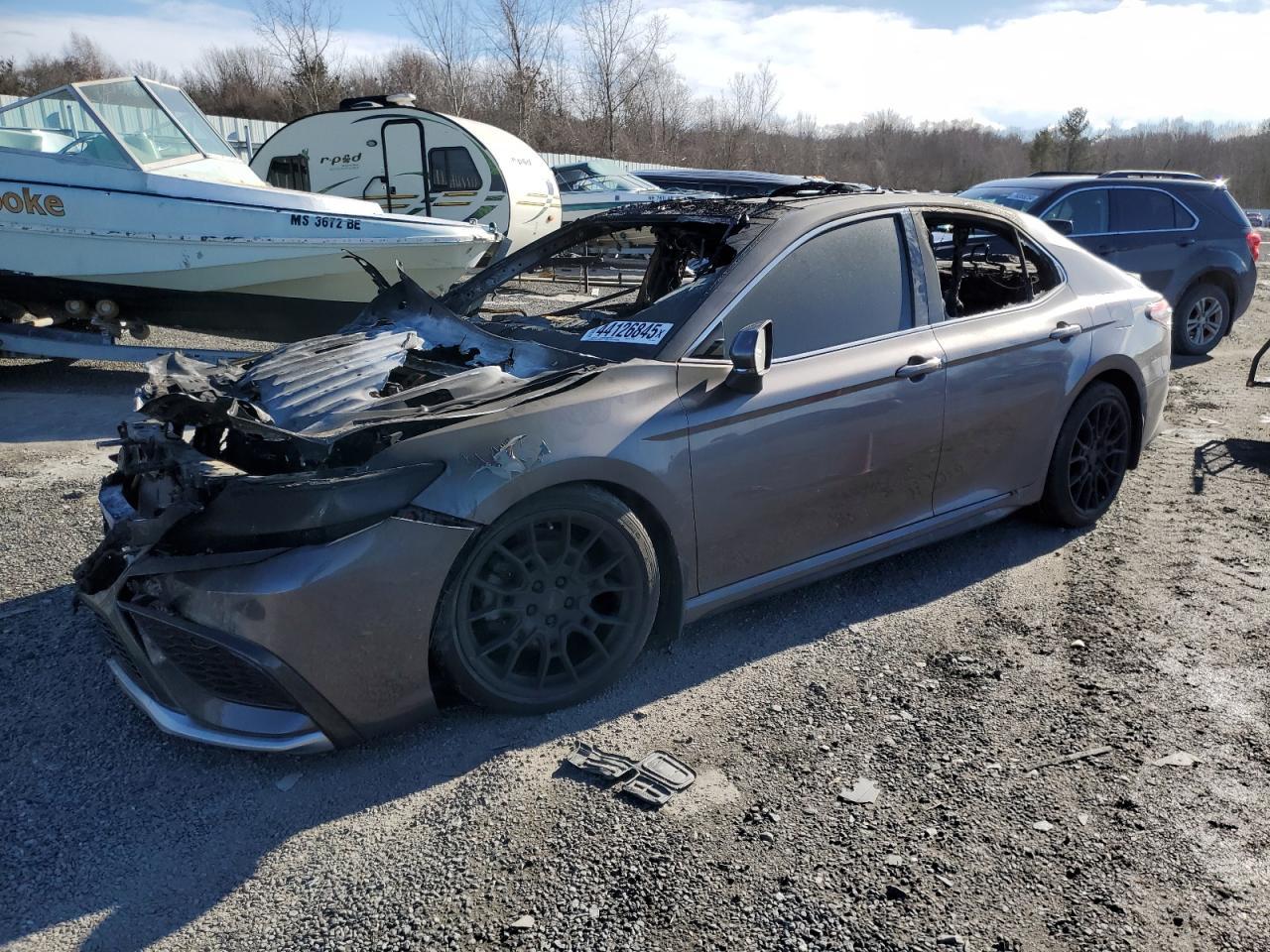 2021 TOYOTA CAMRY XSE