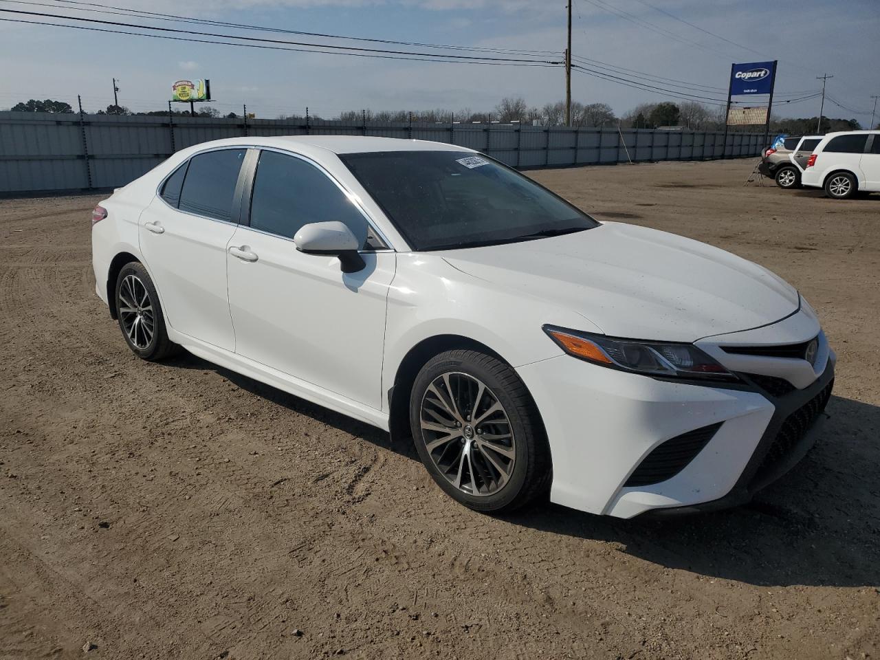 2020 TOYOTA CAMRY SE - Image 4