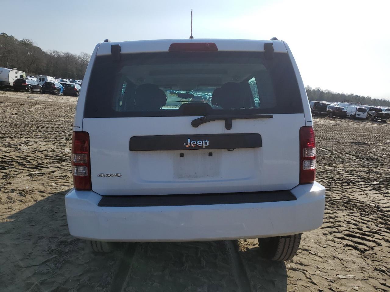 2012 JEEP LIBERTY SP - Image 6