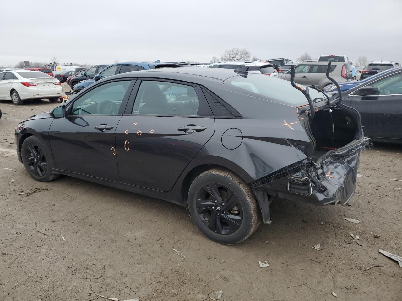 2022 HYUNDAI ELANTRA SE - Фото 2