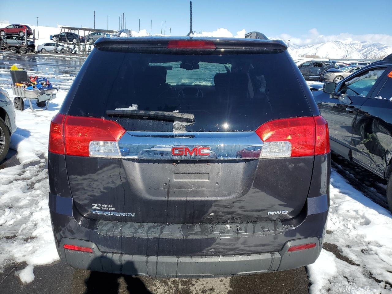 2013 GMC TERRAIN SL - Image 6