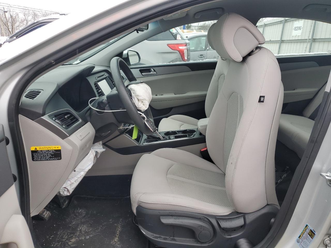 2017 HYUNDAI SONATA SE - Фото 7
