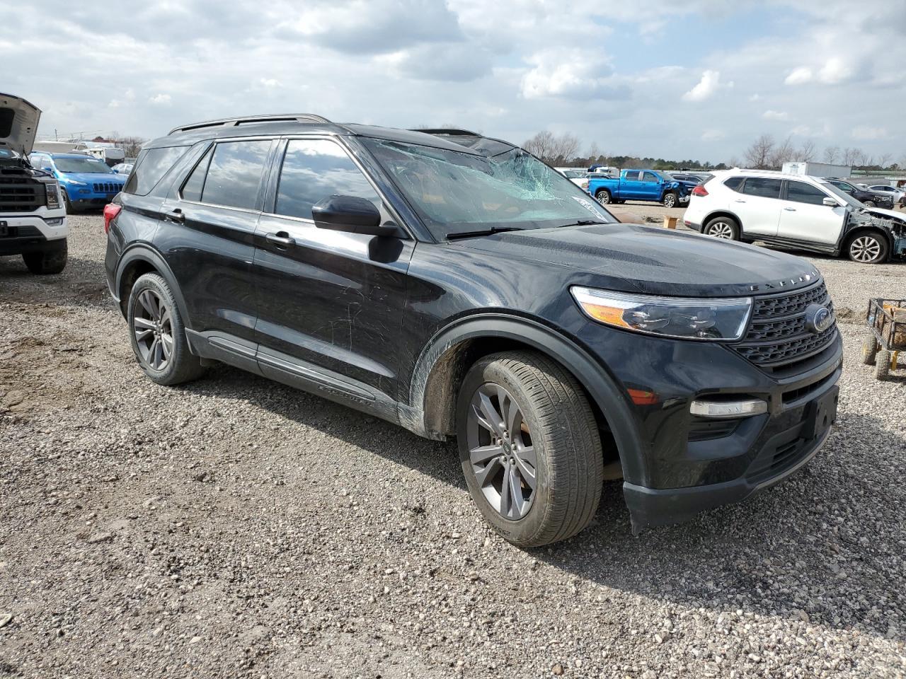 2022 FORD EXPLORER X - Image 4