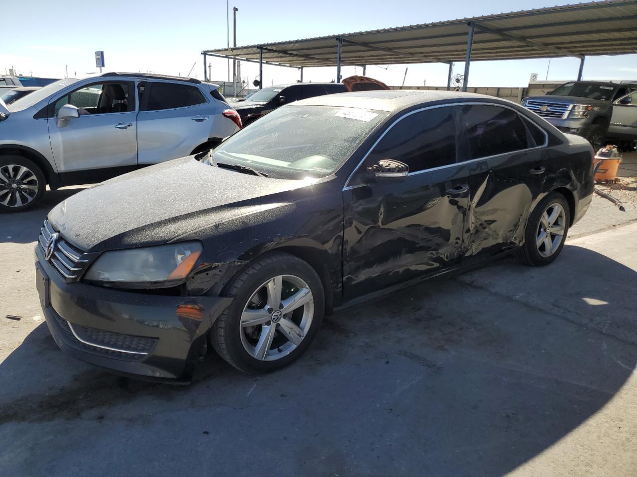 2013 VOLKSWAGEN PASSAT SE
