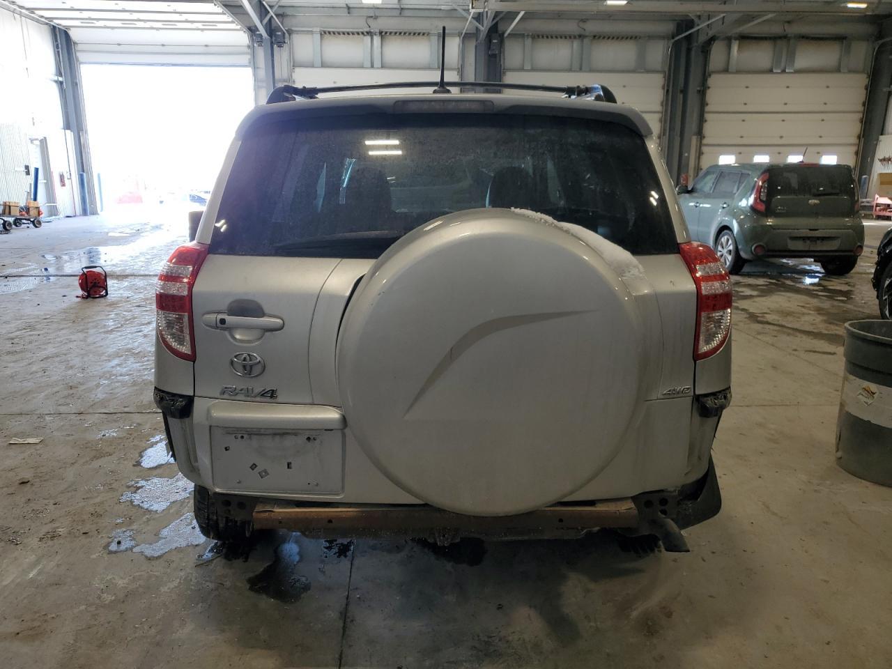 2011 TOYOTA RAV4 LIMIT - Фото 6