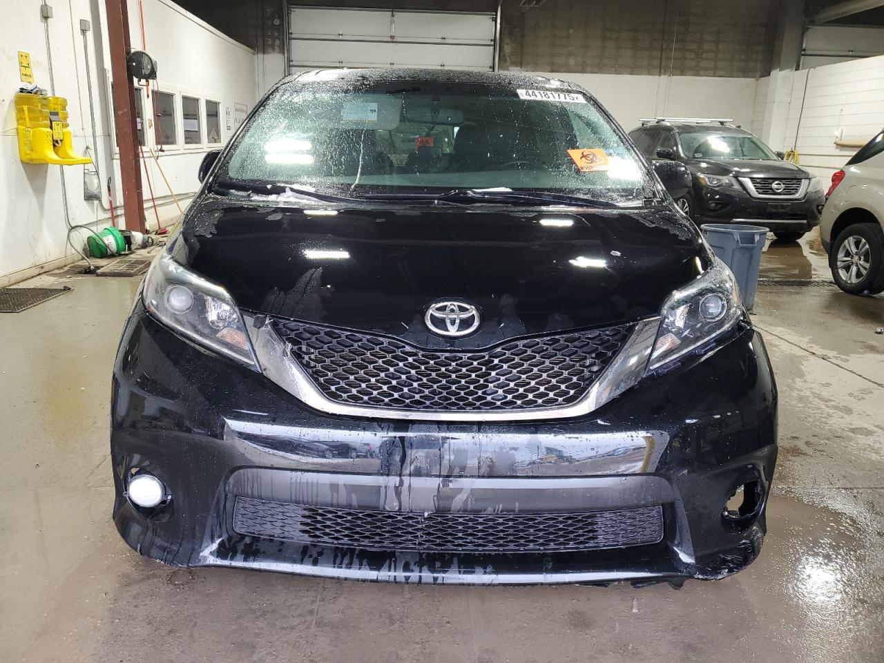 2015 TOYOTA SIENNA SPO - Фото 5