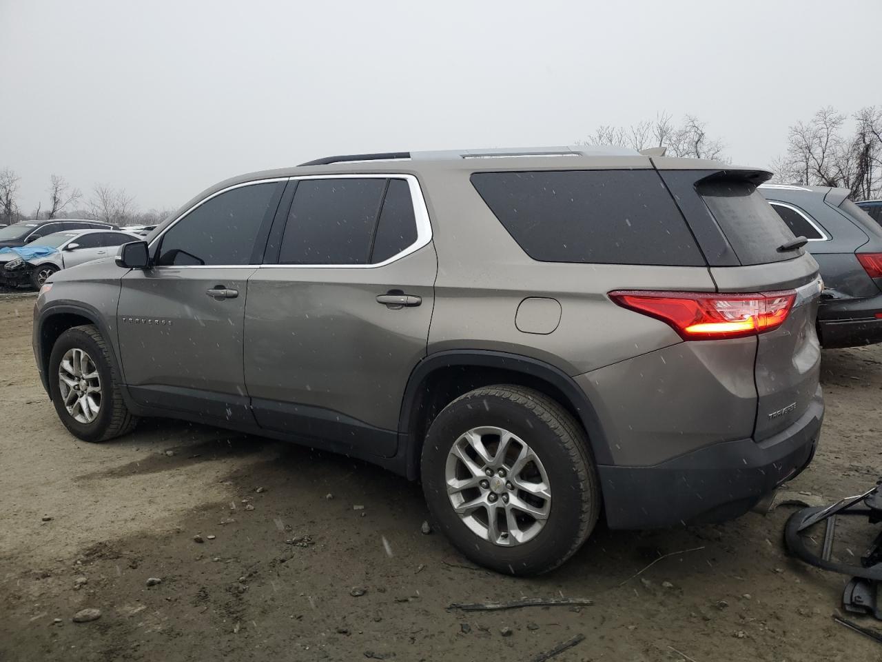 2018 CHEVROLET TRAVERSE L - Image 2