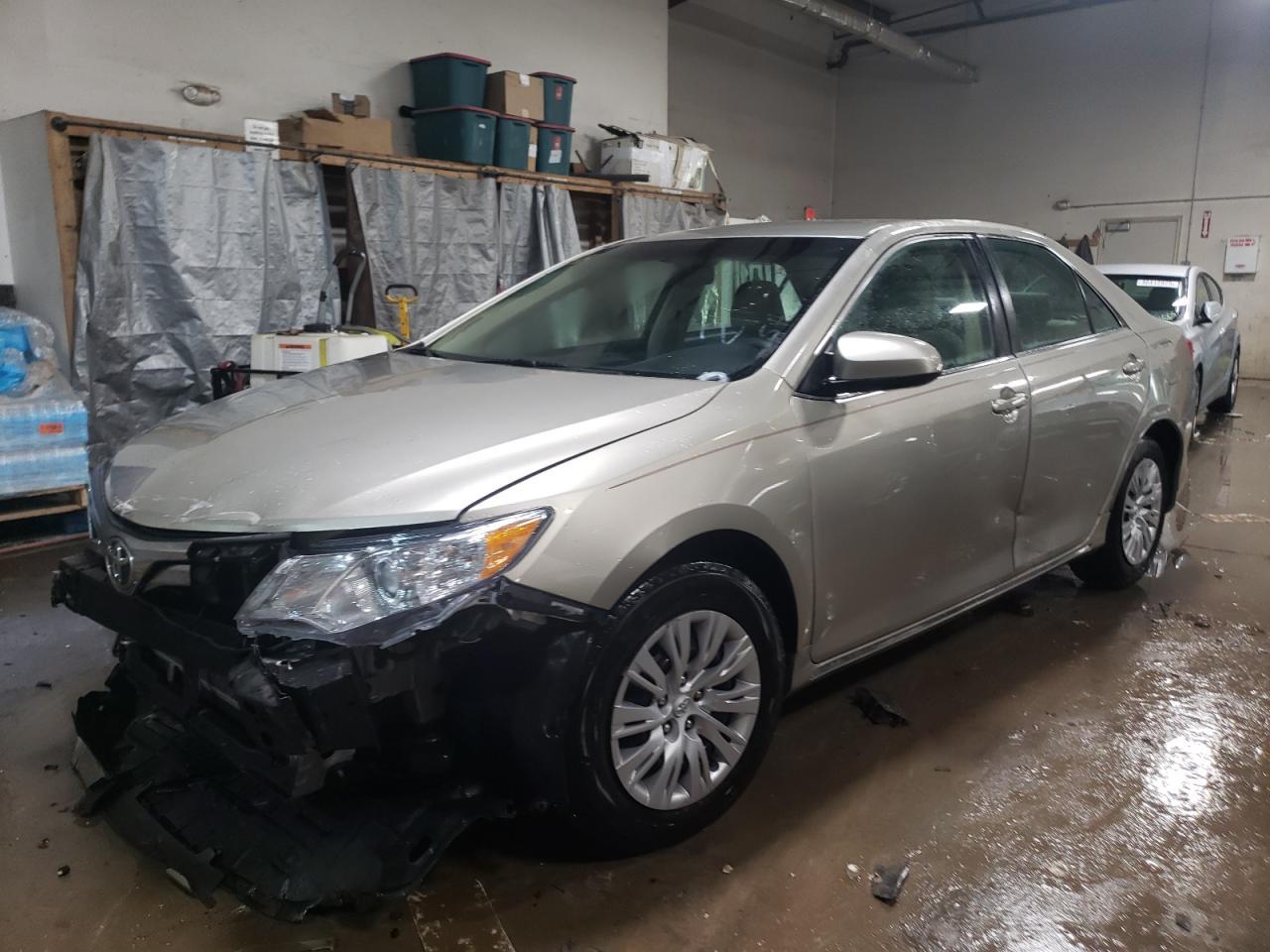 2014 TOYOTA CAMRY L