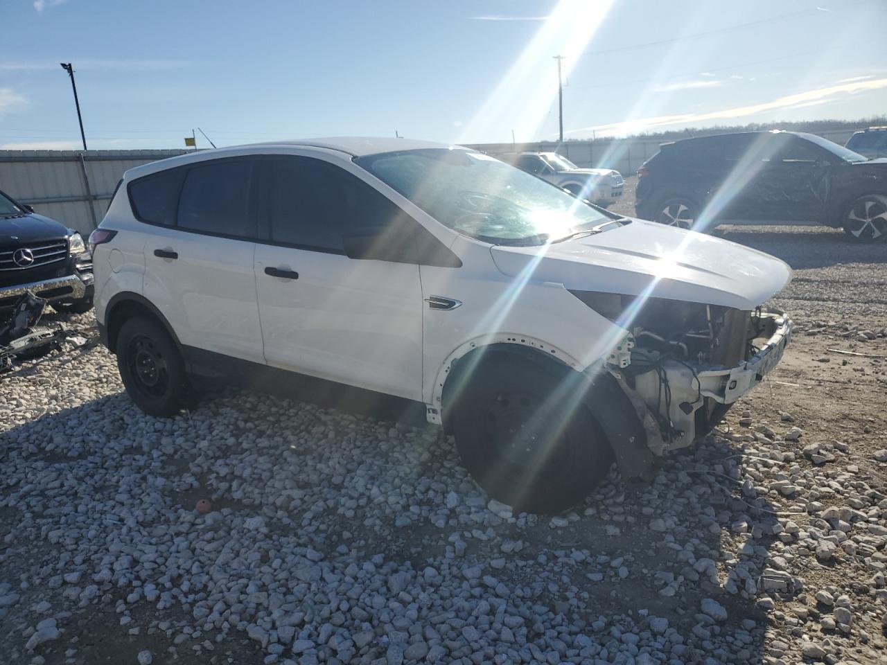 2017 FORD ESCAPE S - Image 4