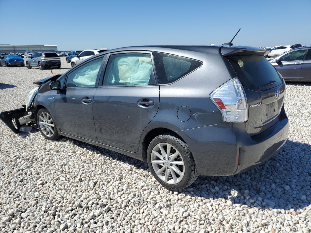 2013 TOYOTA PRIUS V - Image 2