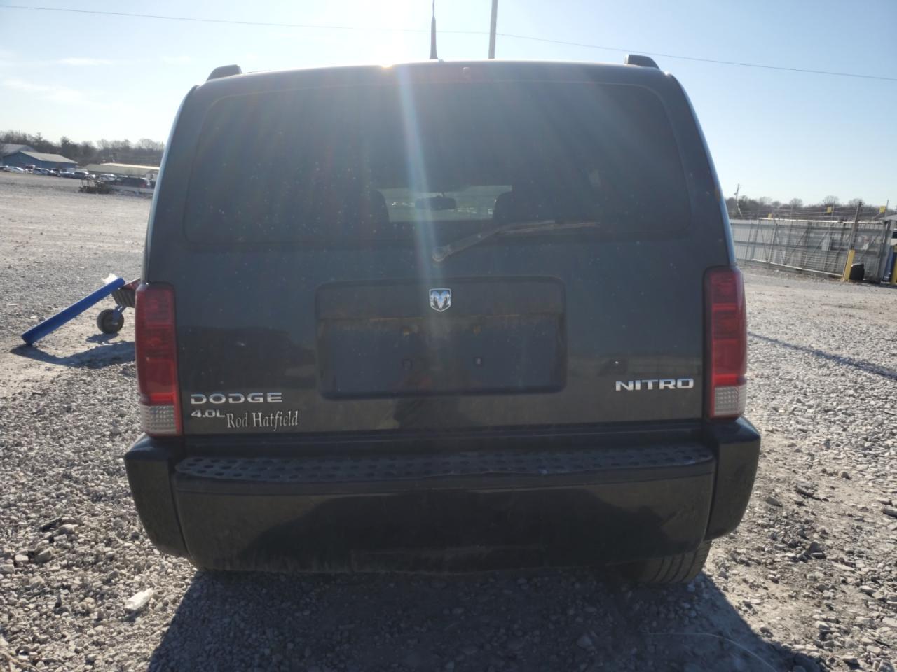 2011 DODGE NITRO HEAT - Image 6