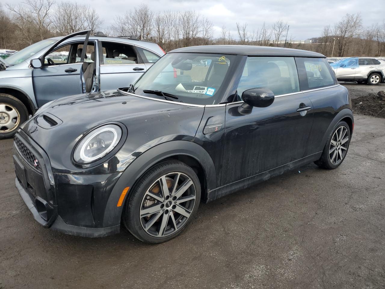 2023 MINI COOPER S
