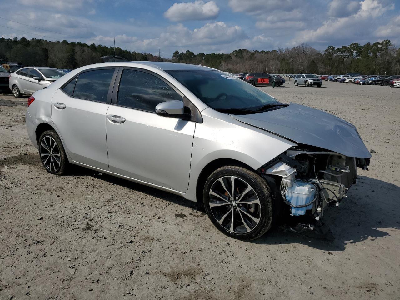 2018 TOYOTA COROLLA L - Image 4