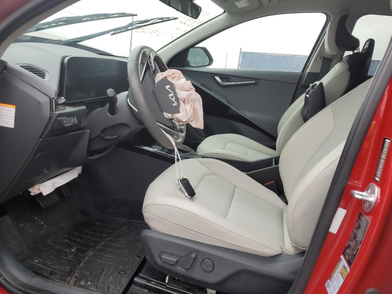 2023 KIA NIRO EX - Image 7