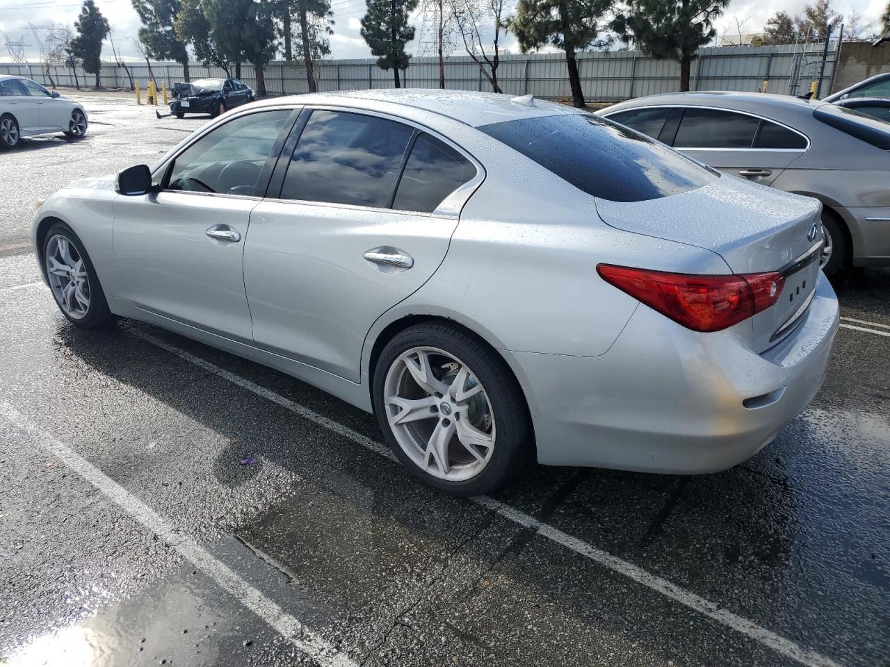 2015 INFINITI Q50 BASE - Image 2