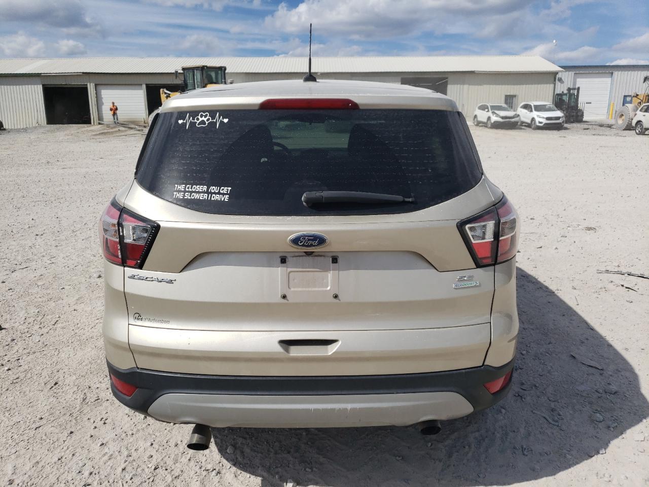 2017 FORD ESCAPE SE - Image 6