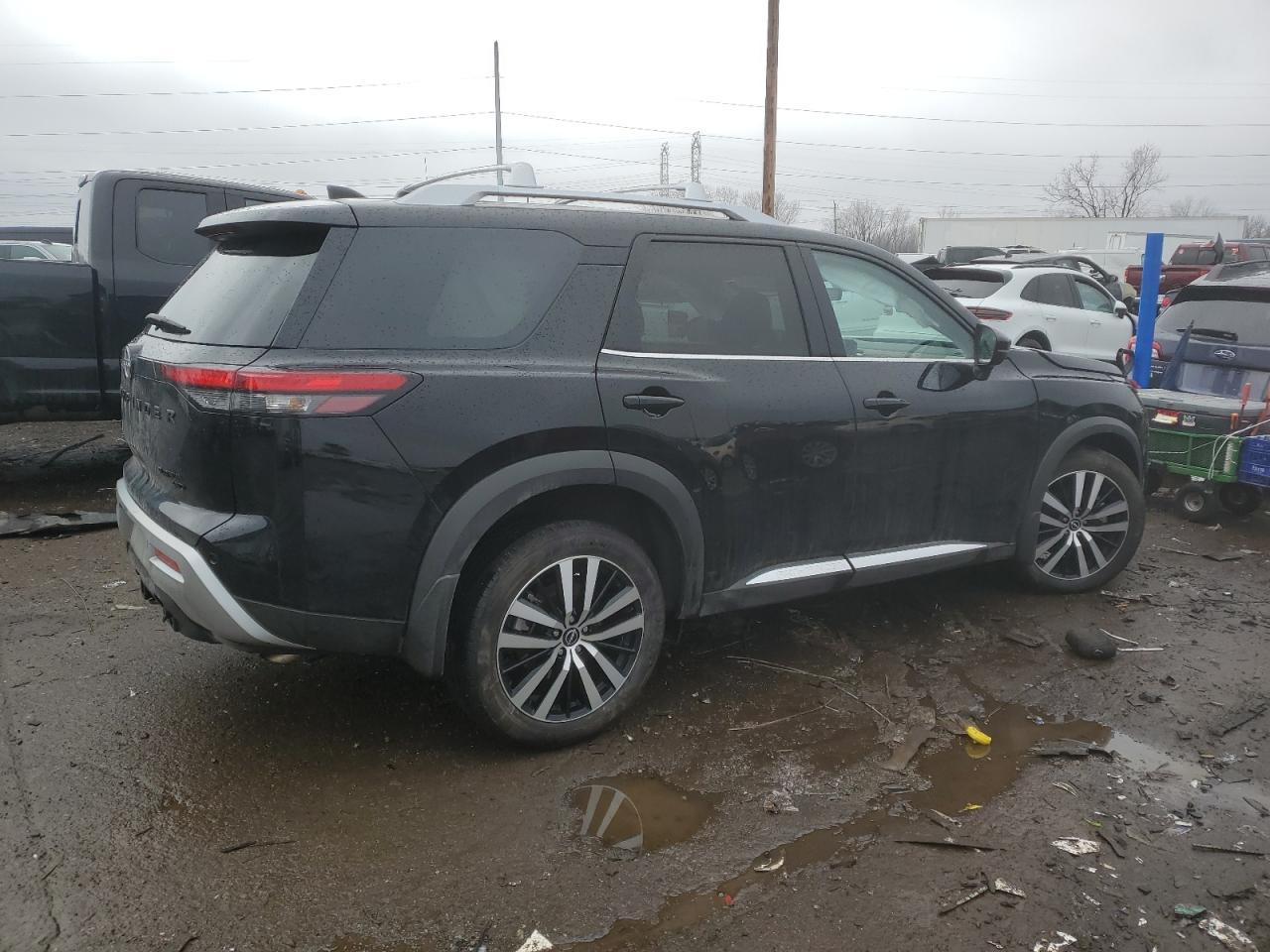2024 NISSAN PATHFINDER - Фото 3