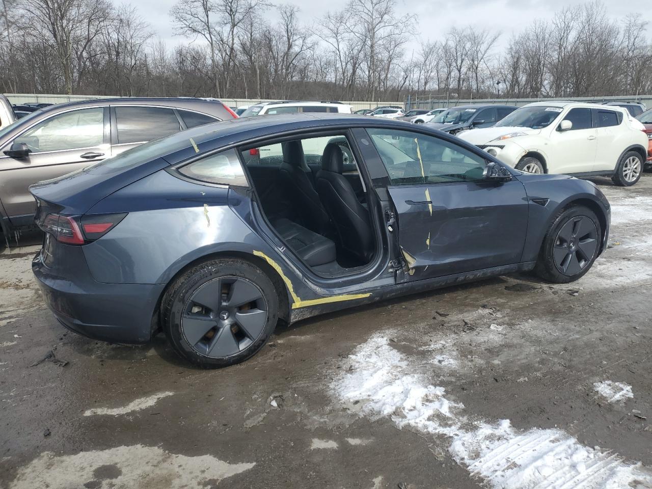 2022 TESLA MODEL 3 - Фото 3