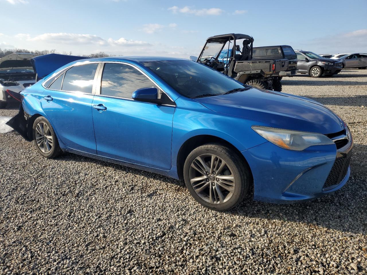 2017 TOYOTA CAMRY LE - Image 4