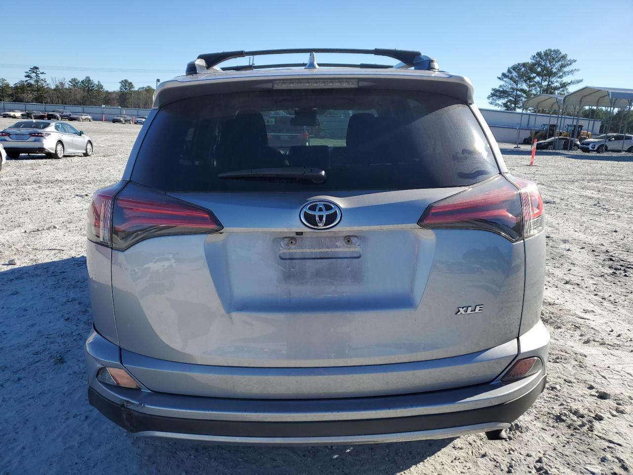 2017 TOYOTA RAV4 XLE - Фото 6