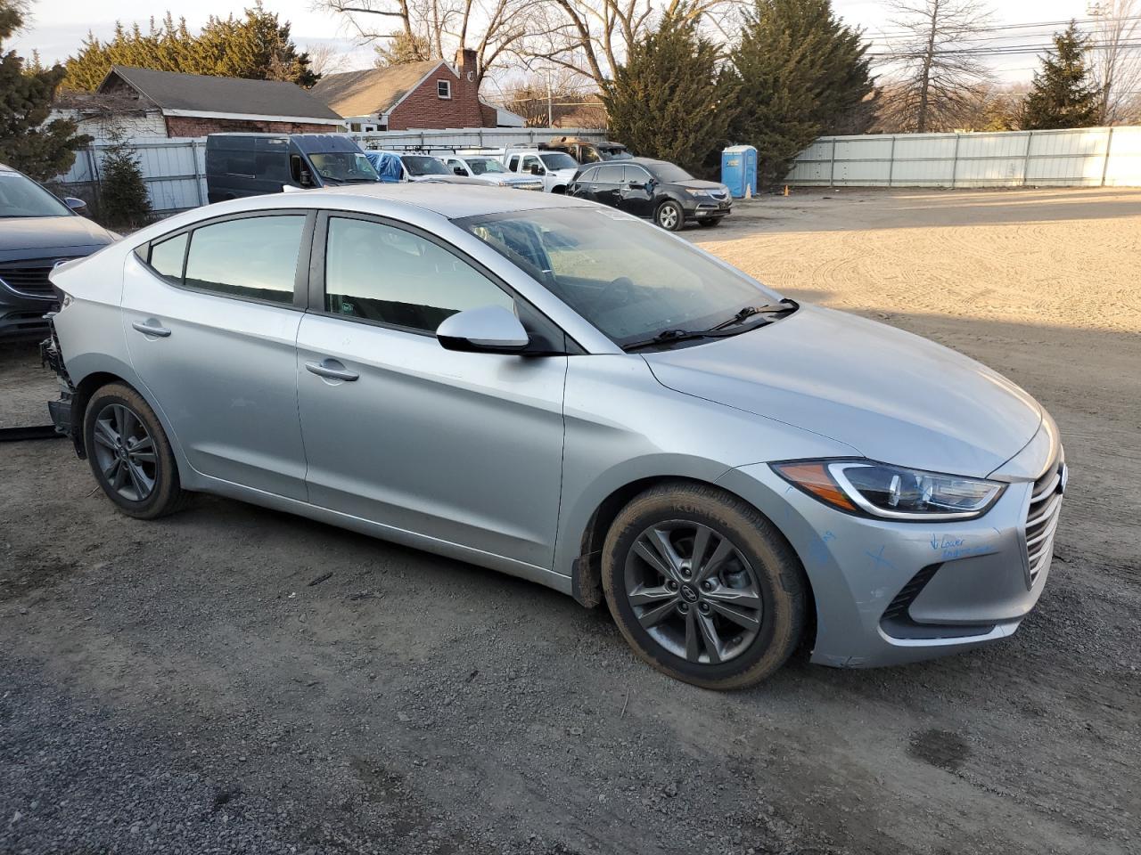 2018 HYUNDAI ELANTRA SE - Фото 4