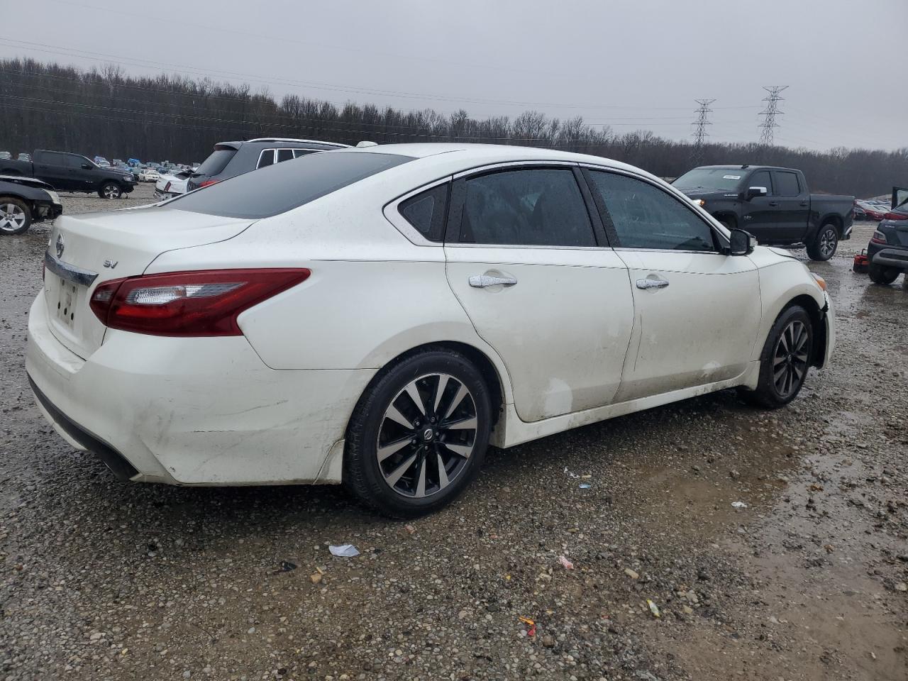 2018 NISSAN ALTIMA 2.5 - Фото 3