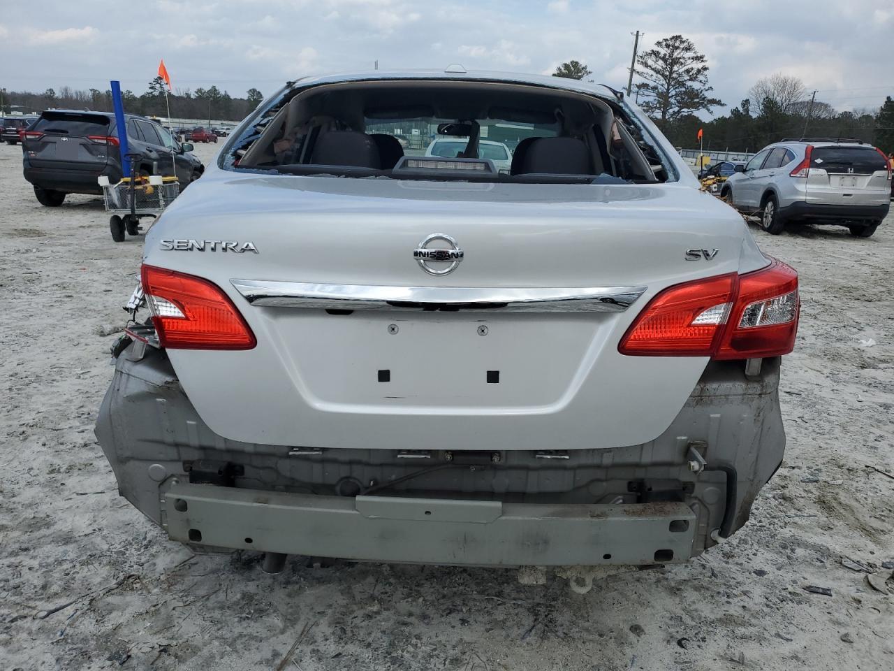 2018 NISSAN SENTRA S - Фото 6