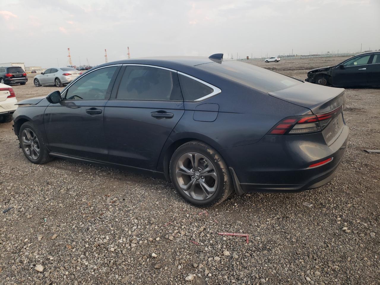 2024 HONDA ACCORD EX - Фото 2