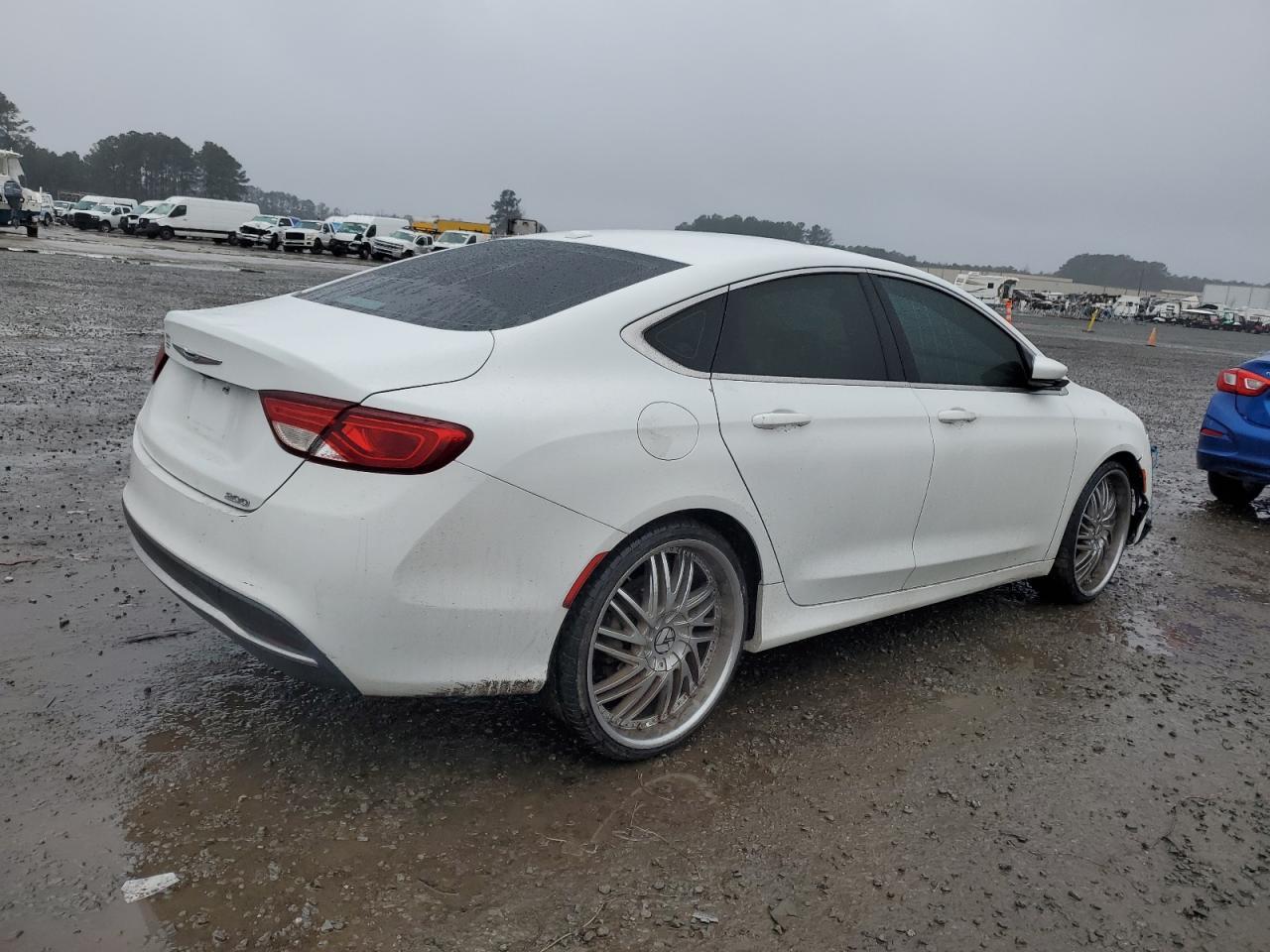 2015 CHRYSLER 200 LIMITE - Image 3