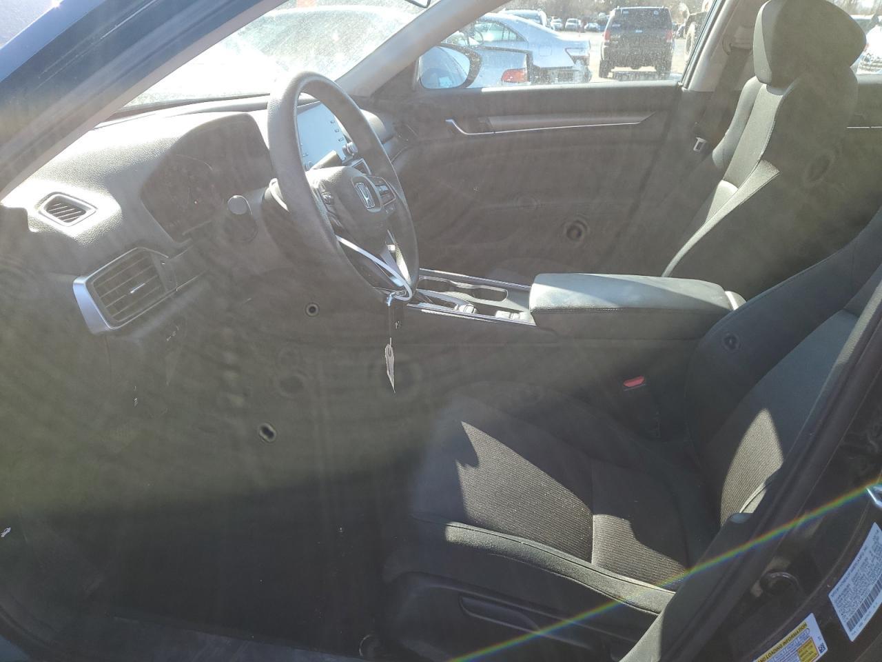 2018 HONDA ACCORD LX - Image 7