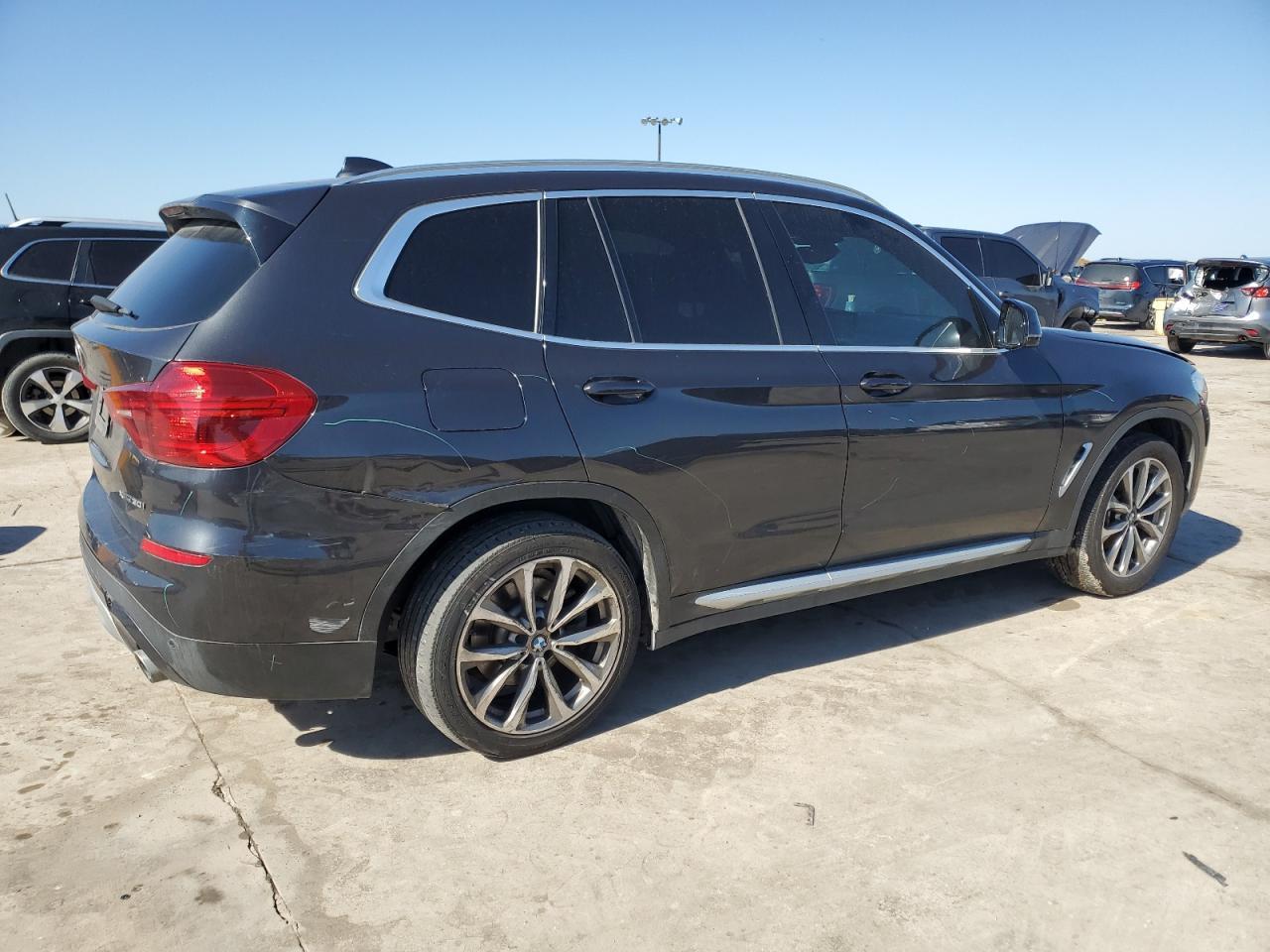 2019 BMW X3 XDRIVE3 - Image 3