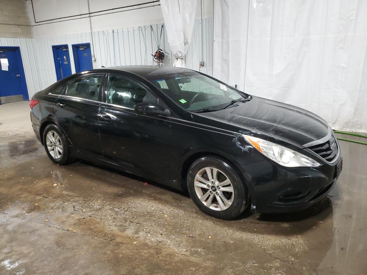 2011 HYUNDAI SONATA GLS - Image 4