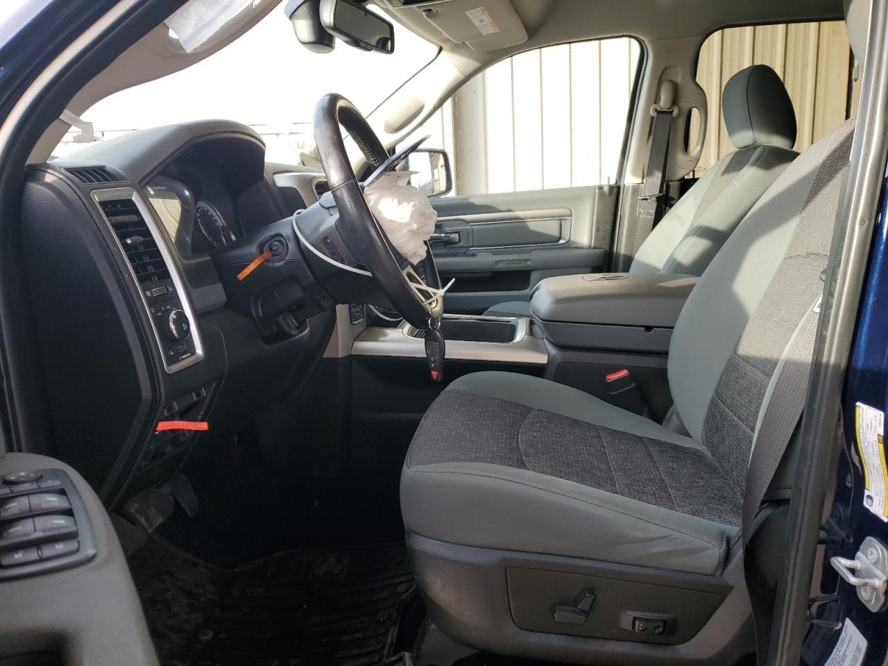 2017 RAM 1500 SLT - Image 7