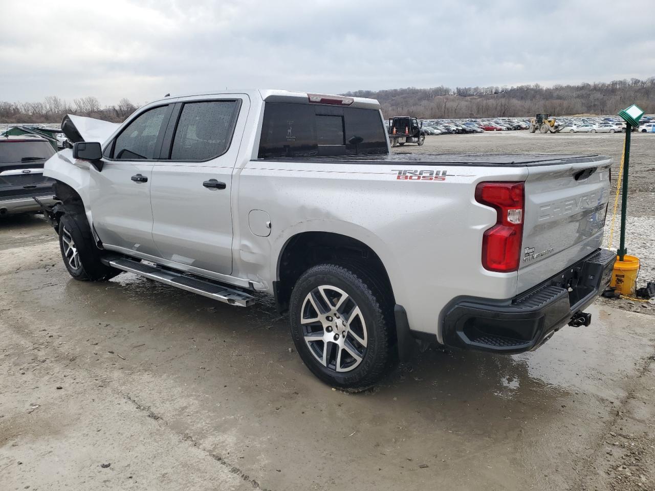 2020 CHEVROLET SILVERADO - Image 2