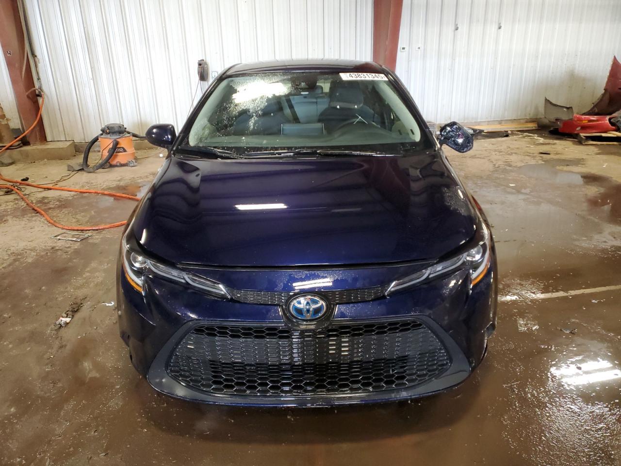 2021 TOYOTA COROLLA LE - Image 5