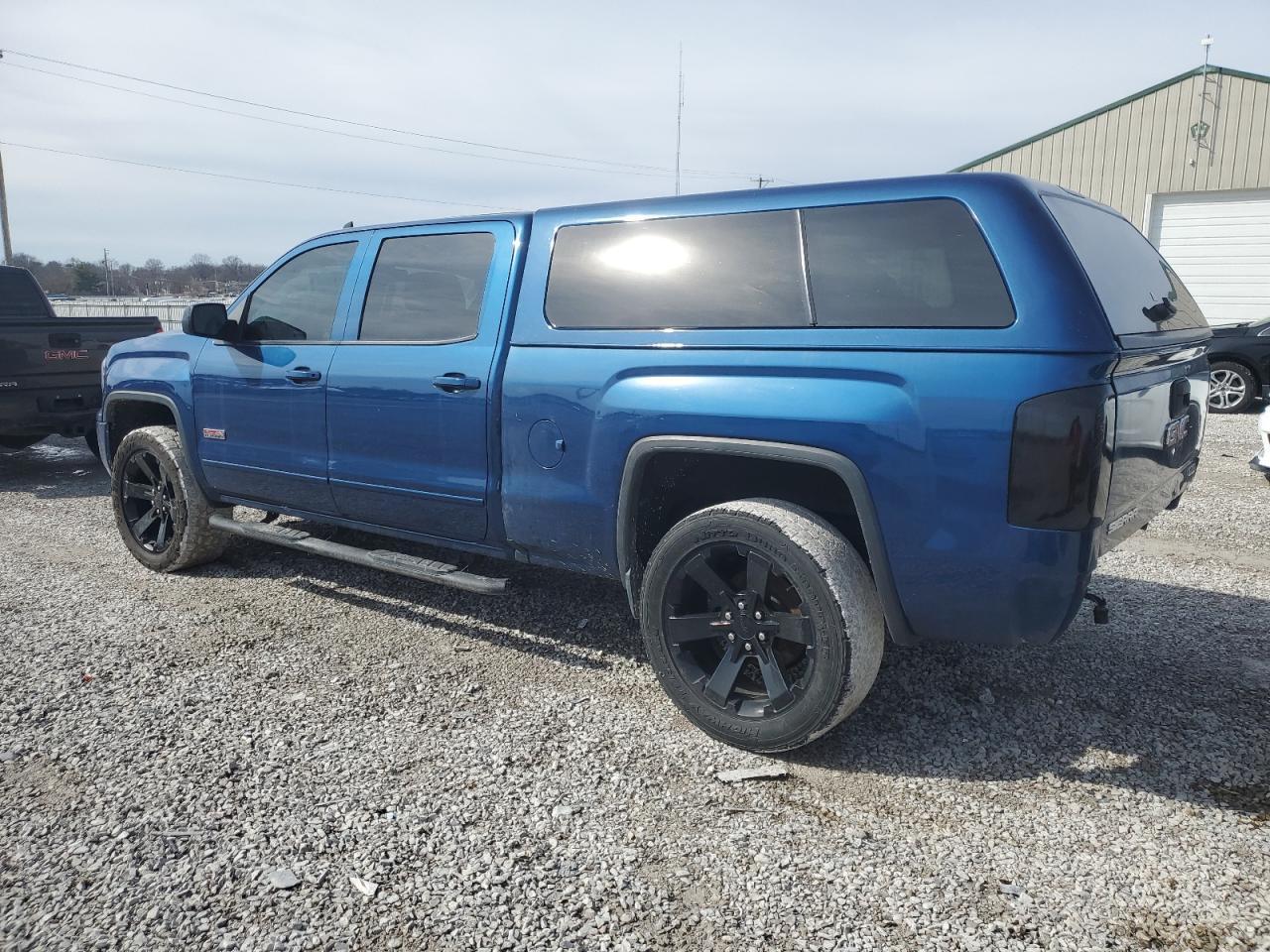 2017 GMC SIERRA K15 - Image 2