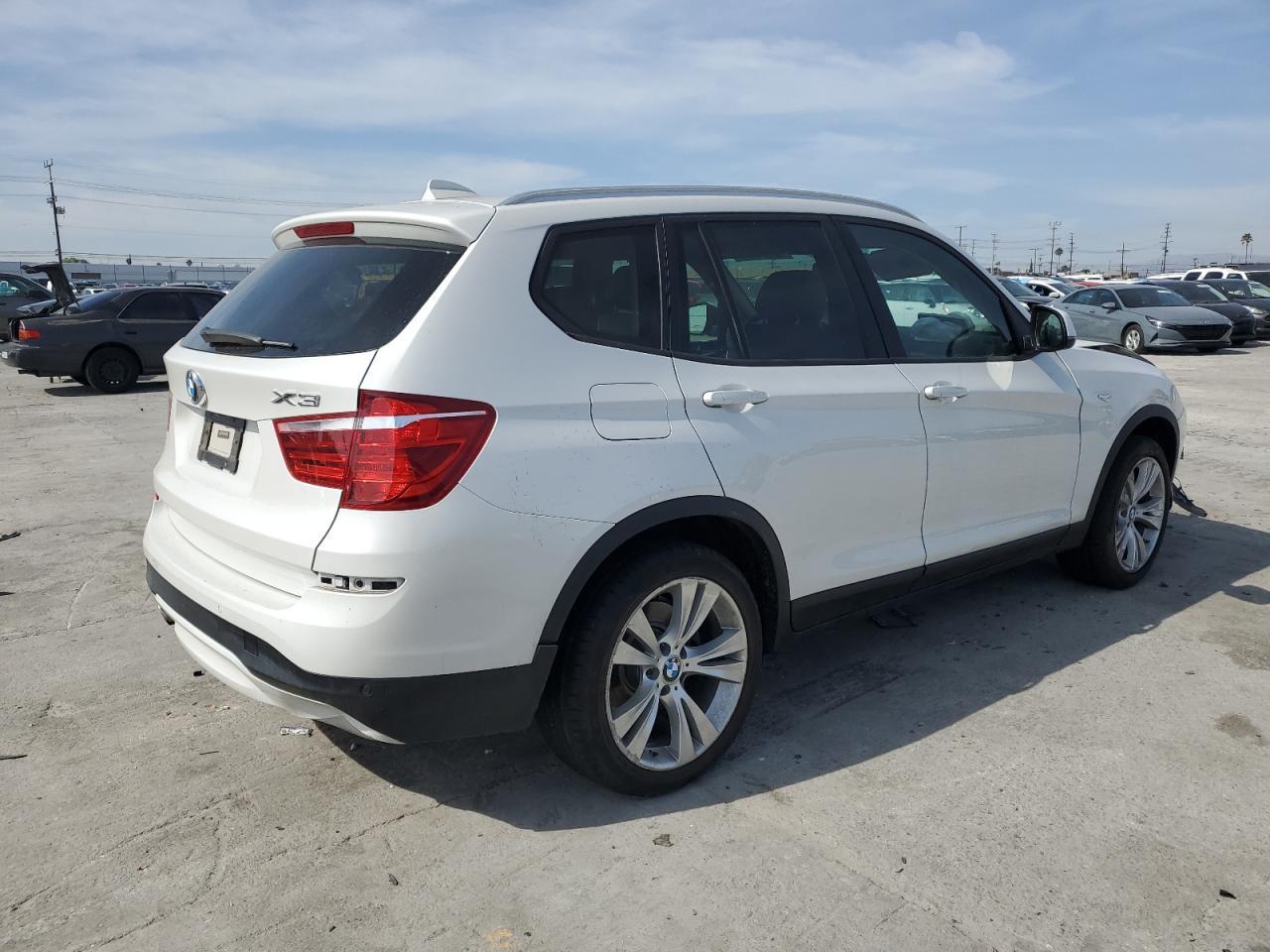 2016 BMW X3 XDRIVE2 - Фото 3