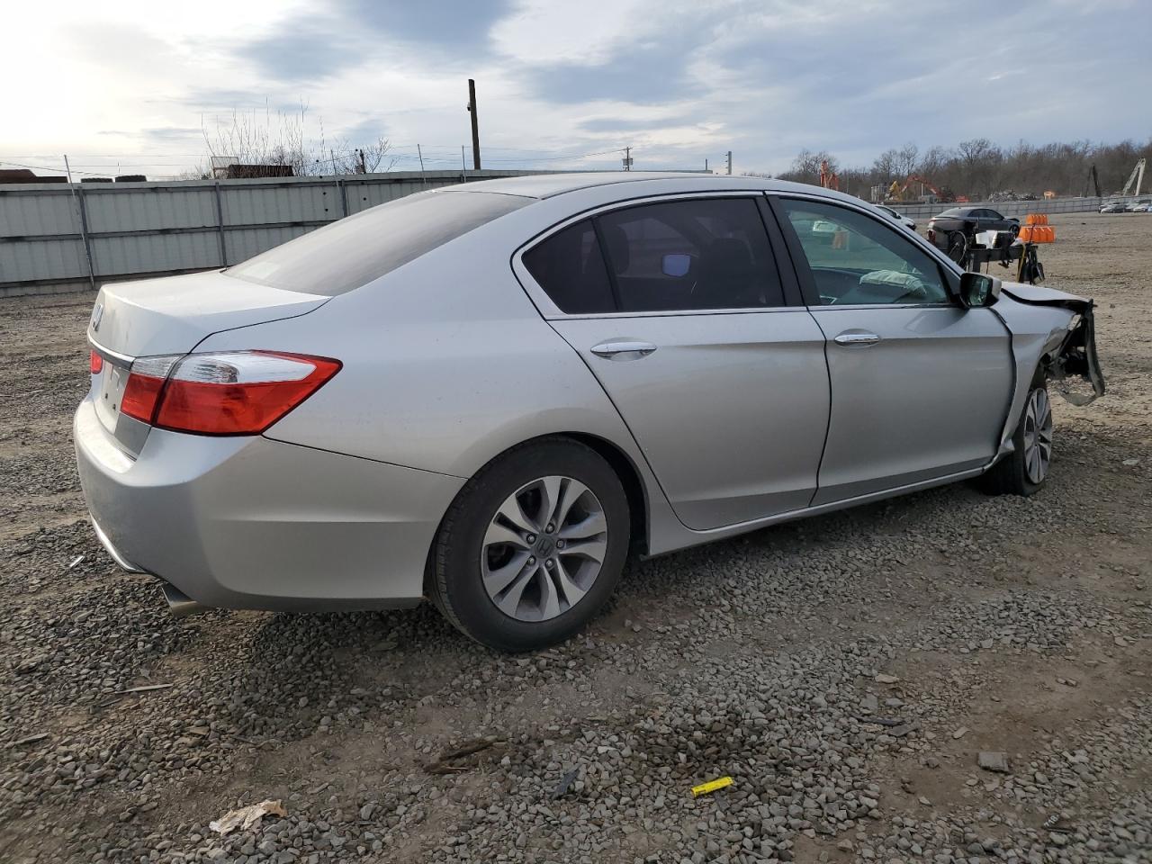 2014 HONDA ACCORD LX - Image 3