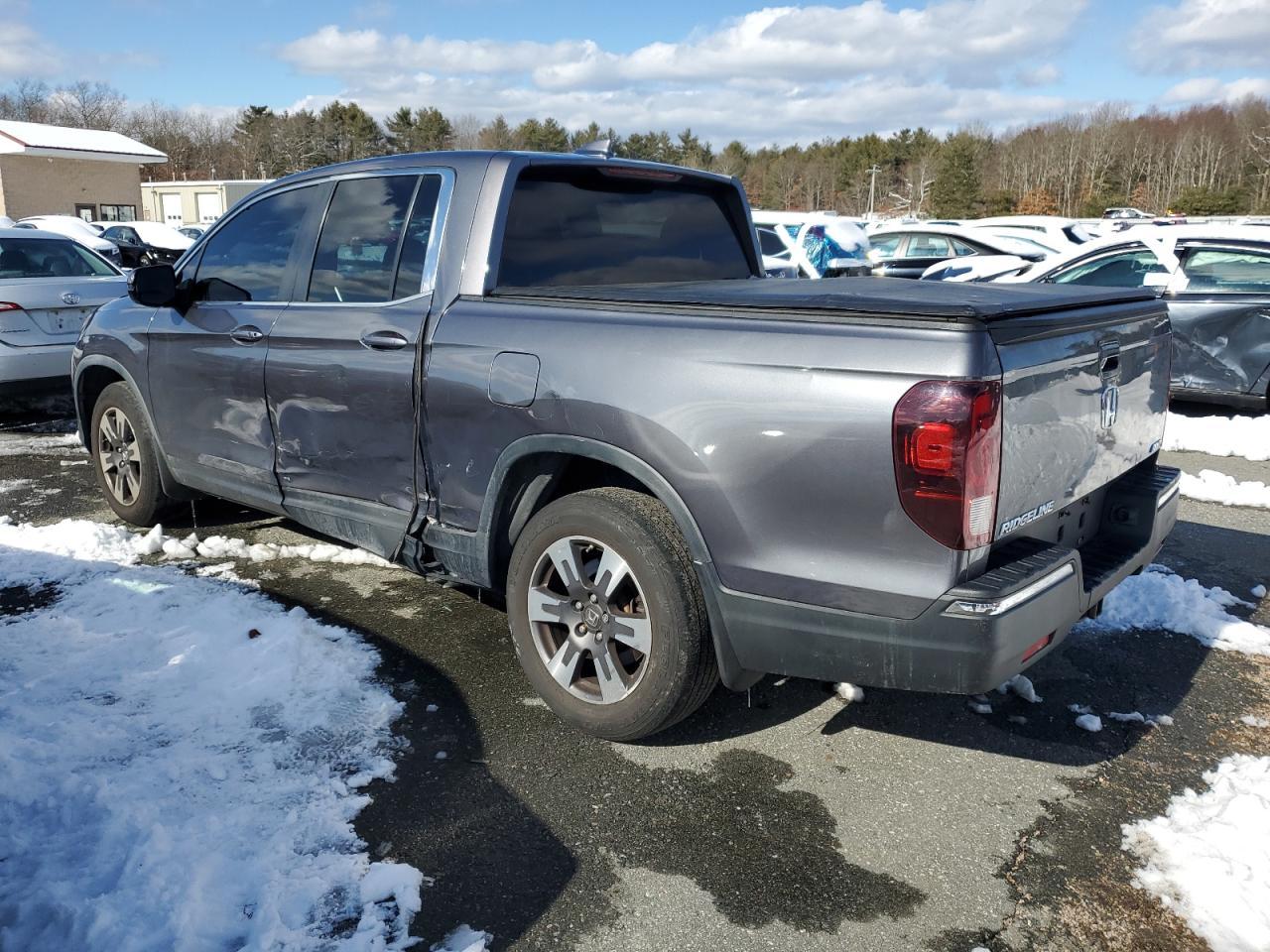 2017 HONDA RIDGELINE - Image 2