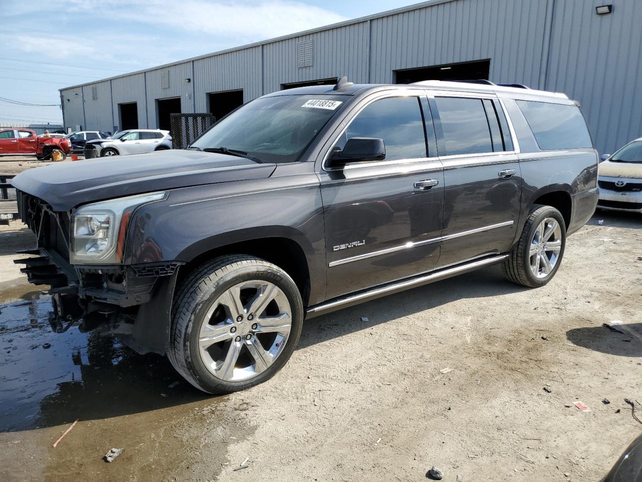 2017 GMC YUKON XL D car image