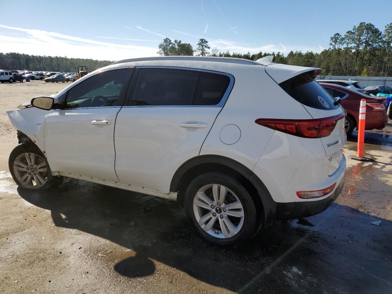 2017 KIA SPORTAGE L - Image 2