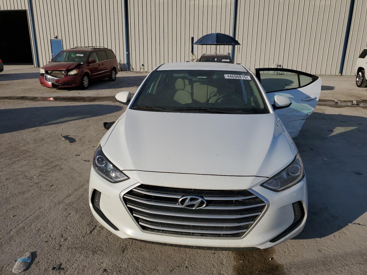 2017 HYUNDAI ELANTRA SE - Image 5