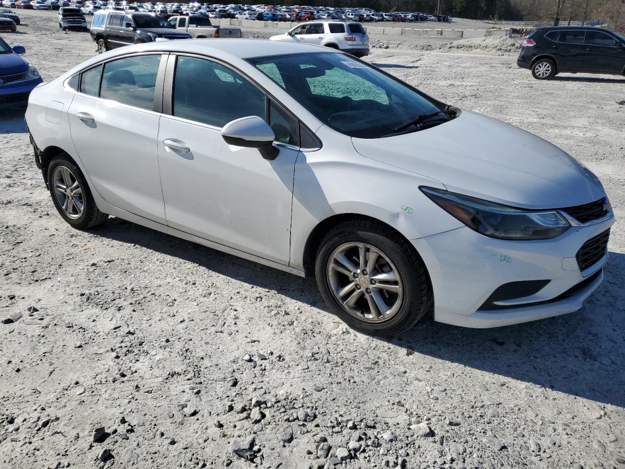 2017 CHEVROLET CRUZE LT - Image 4