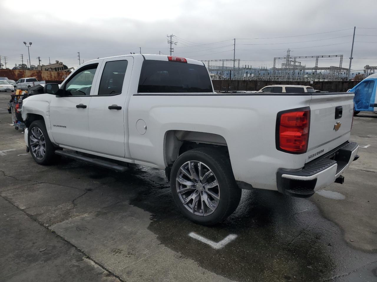 2015 CHEVROLET SILVERADO - Фото 2