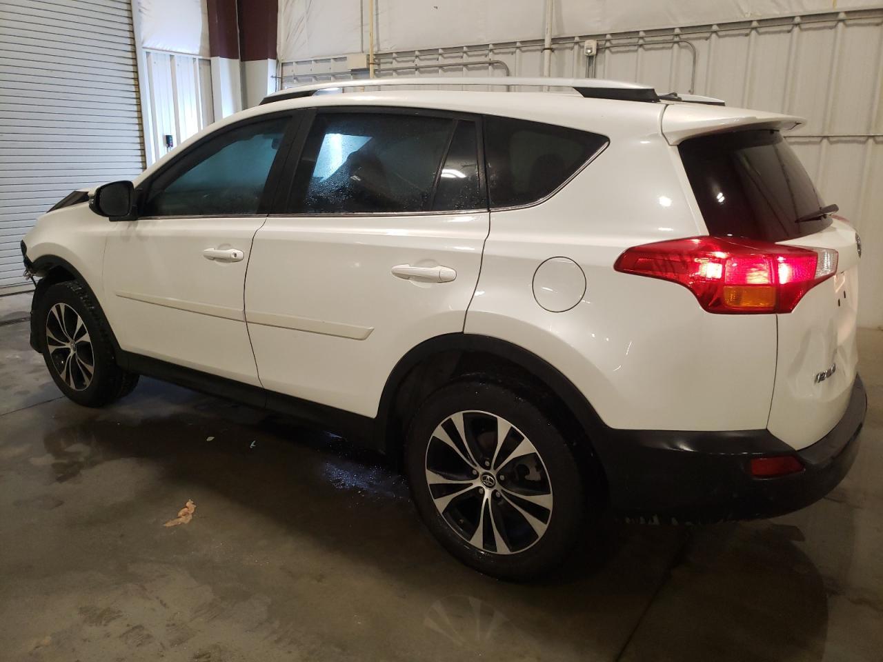 2015 TOYOTA RAV4 LIMIT - Фото 2