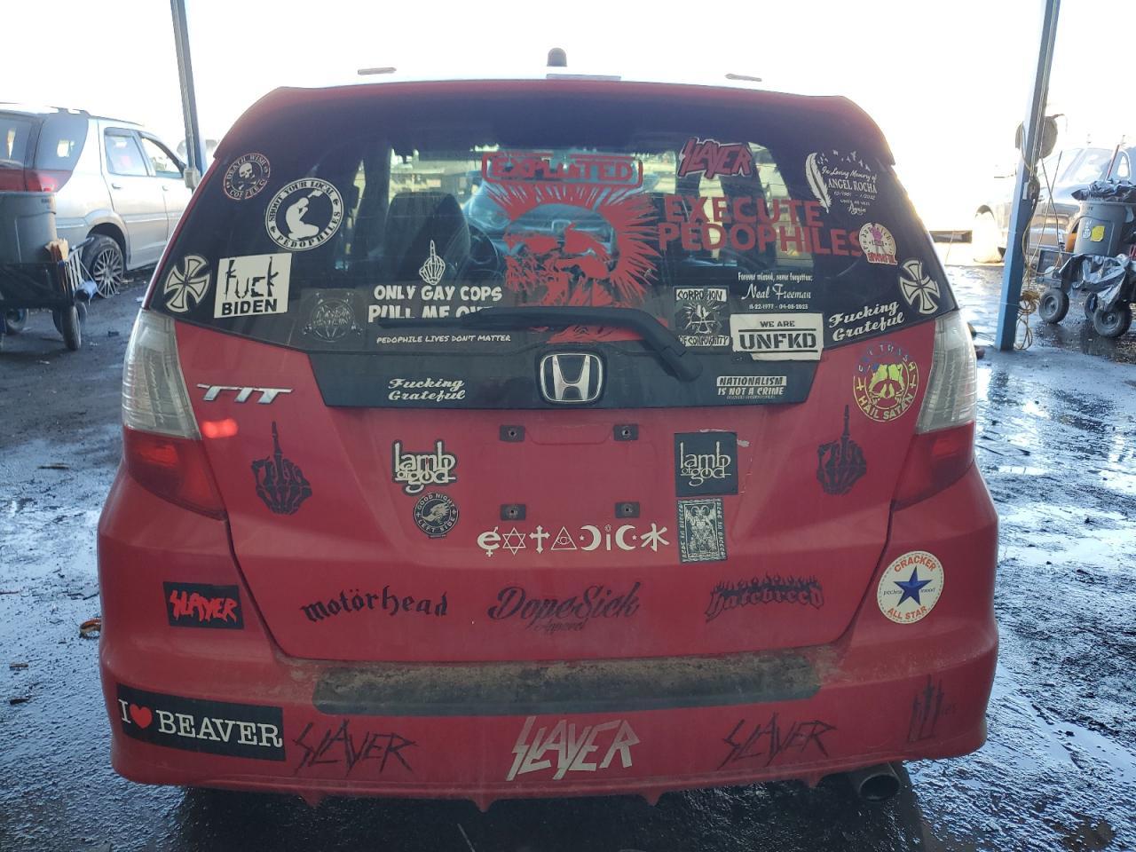 2011 HONDA FIT SPORT - Фото 6