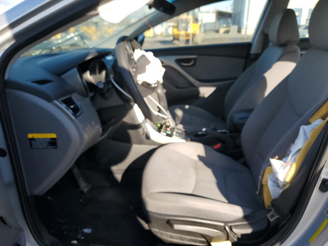 2013 HYUNDAI ELANTRA GL - Image 7