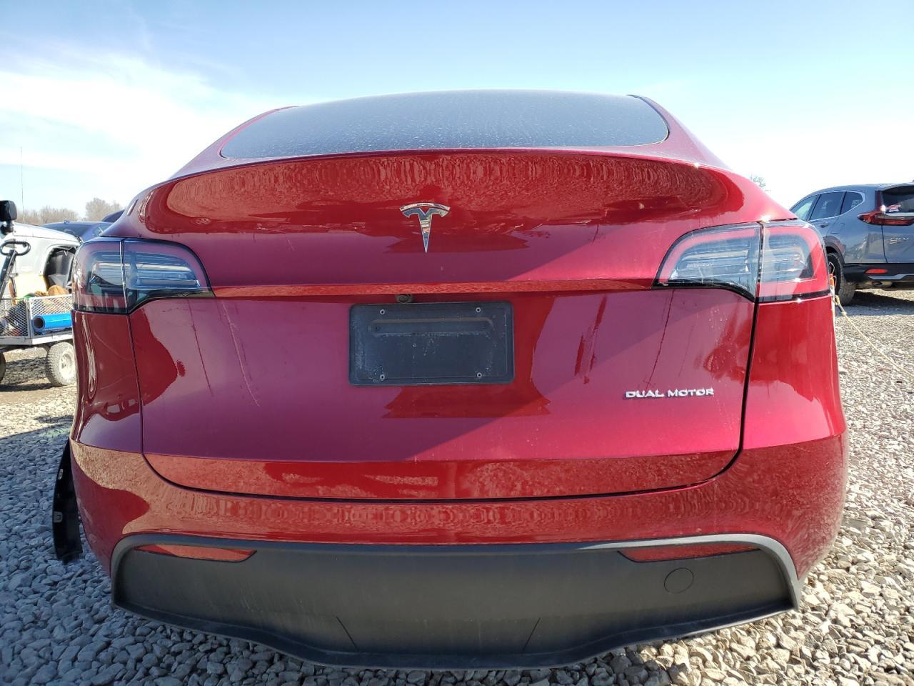 2024 TESLA MODEL Y - Image 6