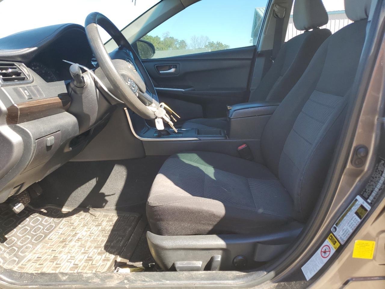 2015 TOYOTA CAMRY LE - Image 7
