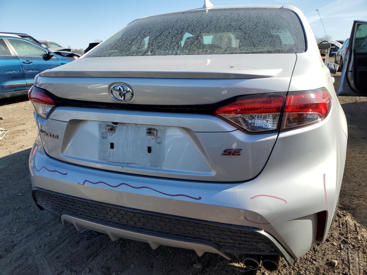 2020 TOYOTA COROLLA SE - Image 6